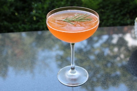 OH D.E.A.R. cocktail at The Rye Bar at Rosewood Washingon, D.C. - Summer to fall transitional drink recipes
